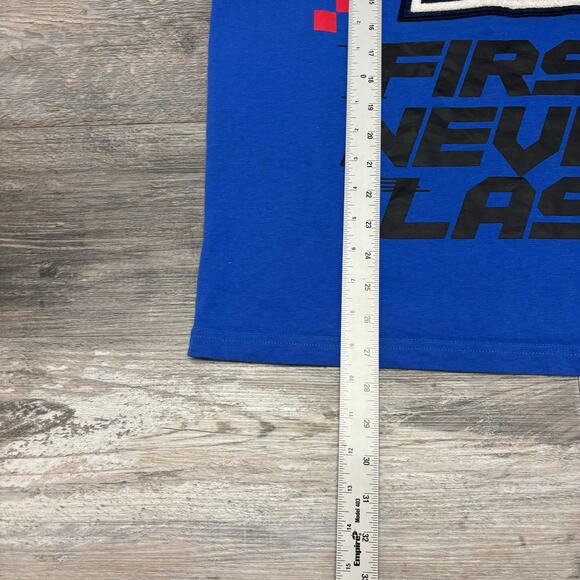First Row First Never Last Blue Mens L Racing Sportscar Chenille Patch T-Shirt - Picture 12 of 12